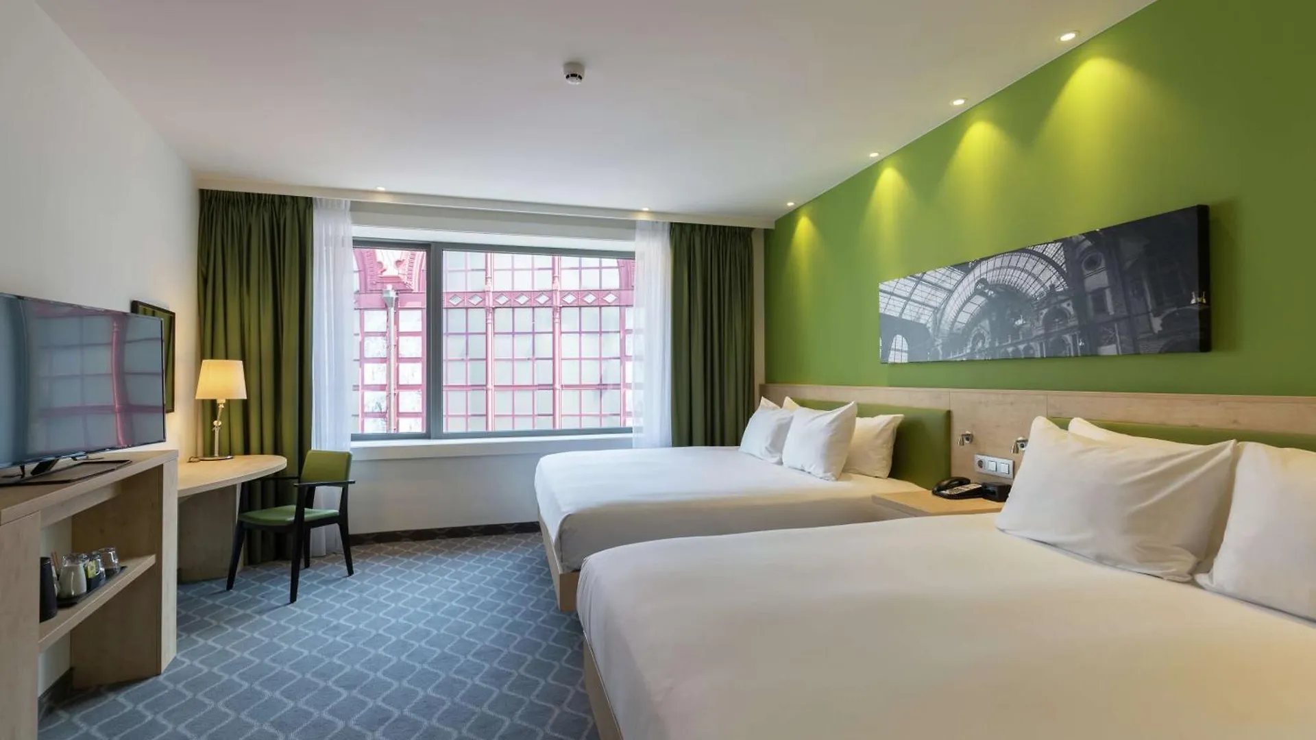 Hotel Hampton By Hilton Antwerp Central Station 3*,  Belgio