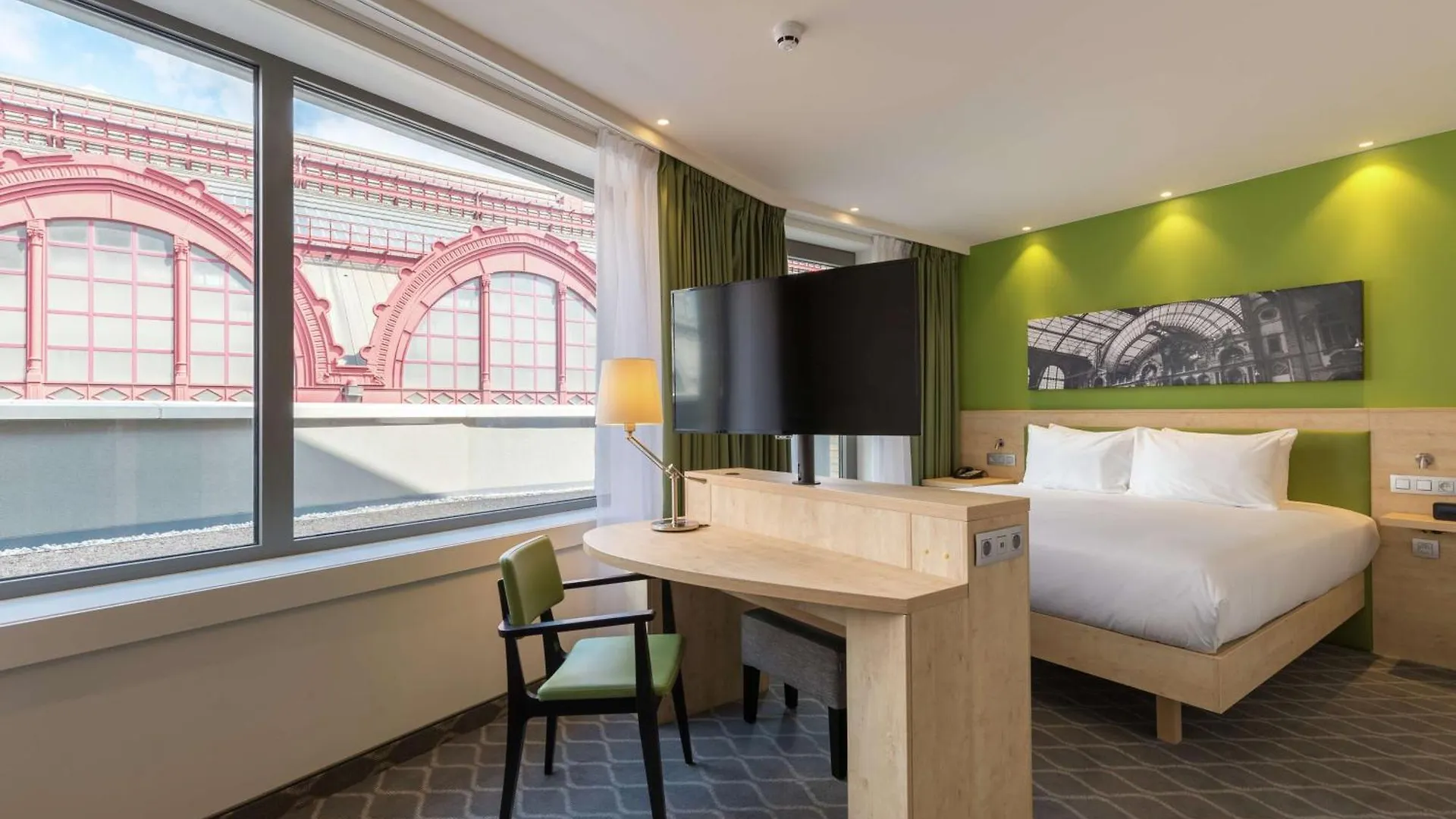 Hotel Hampton By Hilton Antwerp Central Station