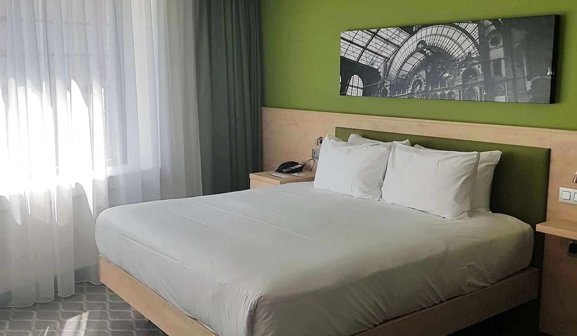 Hotel Hampton By Hilton Antwerp Central Station