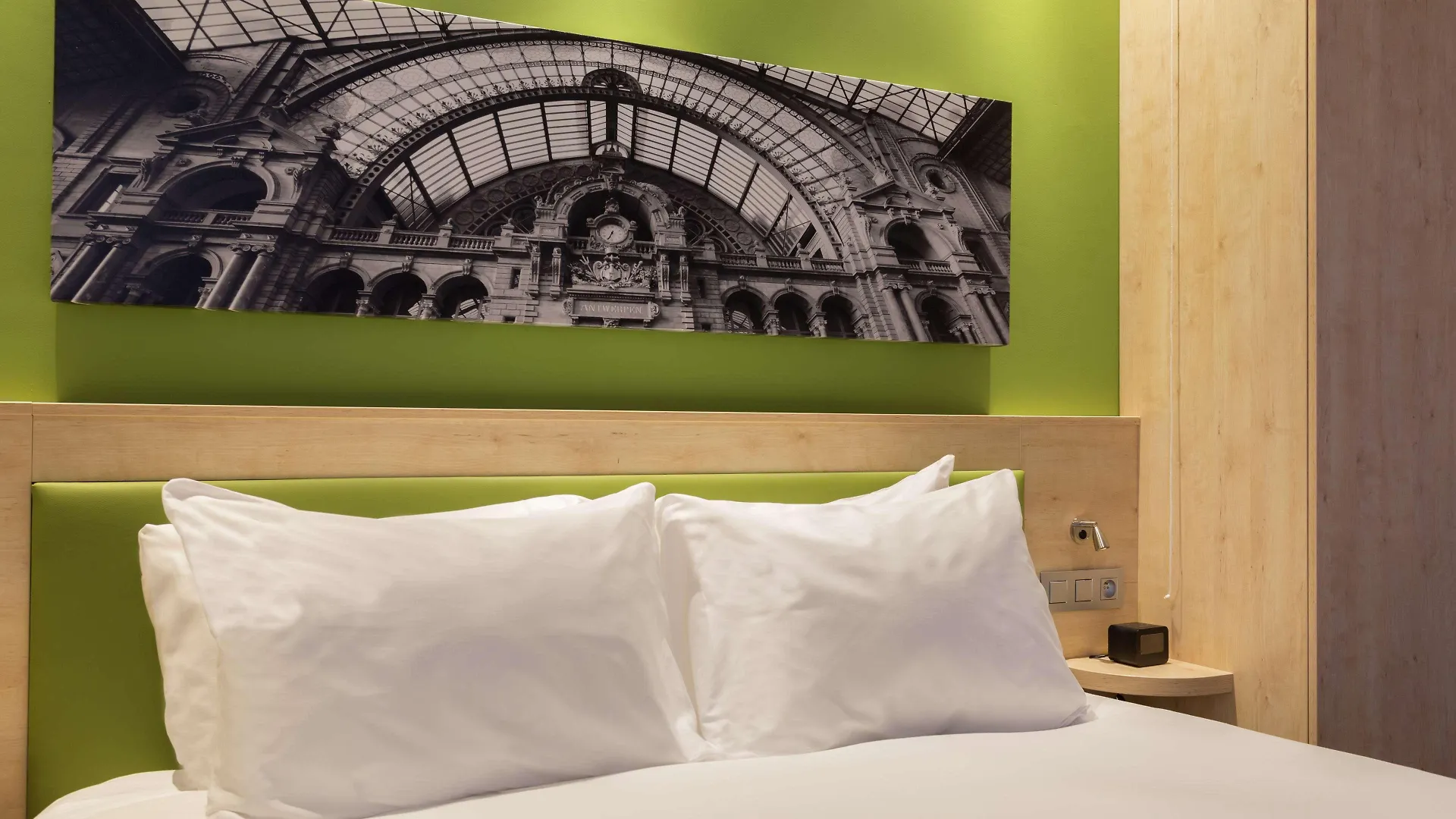 Hampton By Hilton Antwerp Central Station Belgien