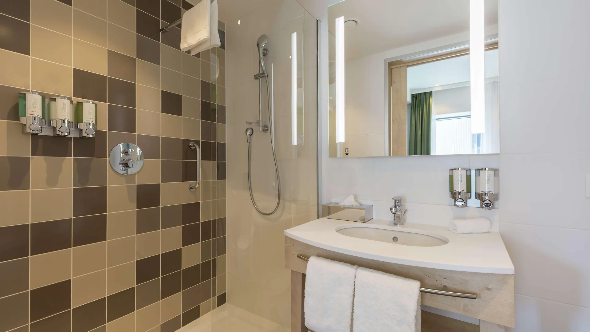 Hotell Hampton By Hilton Antwerp Central Station