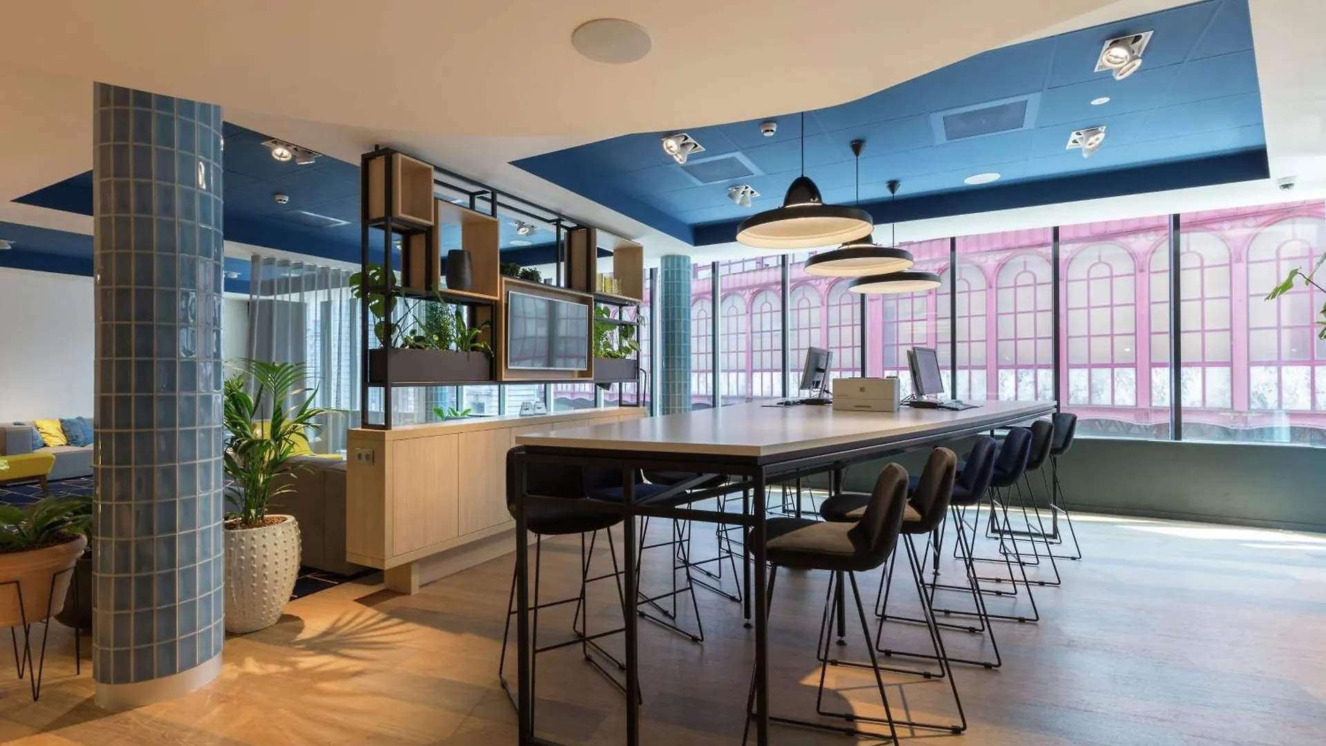 Hotell Hampton By Hilton Antwerp Central Station